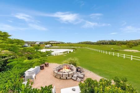 The Sanctuary - Family Retreat - Noosa Hinterland Villa North Arm Bagian luar foto